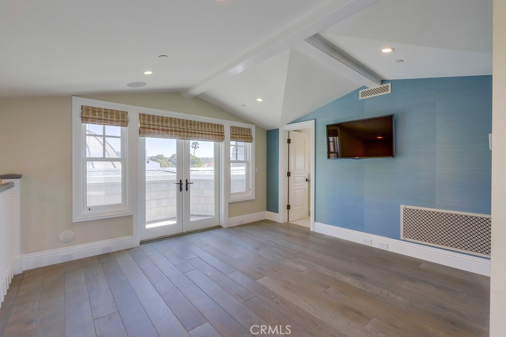 1733 Miramar Drive