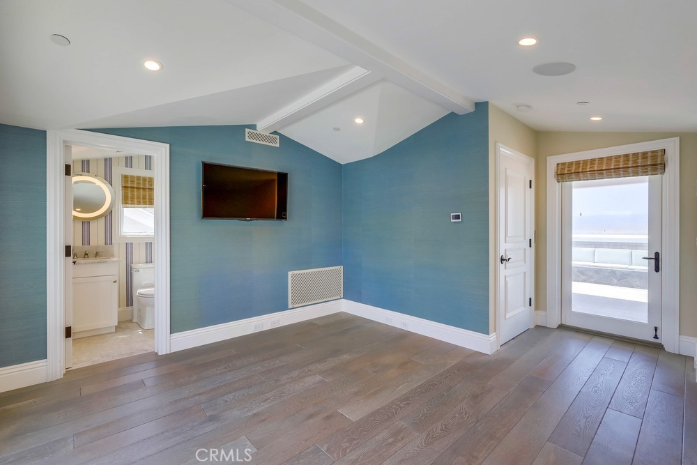 1733 Miramar Drive