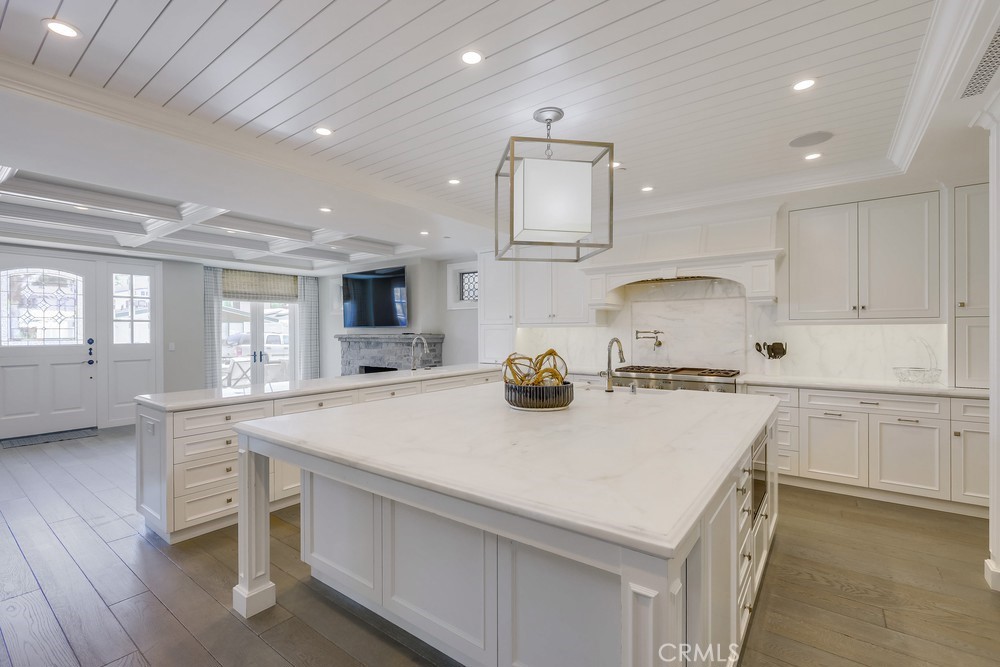 1733 Miramar Drive