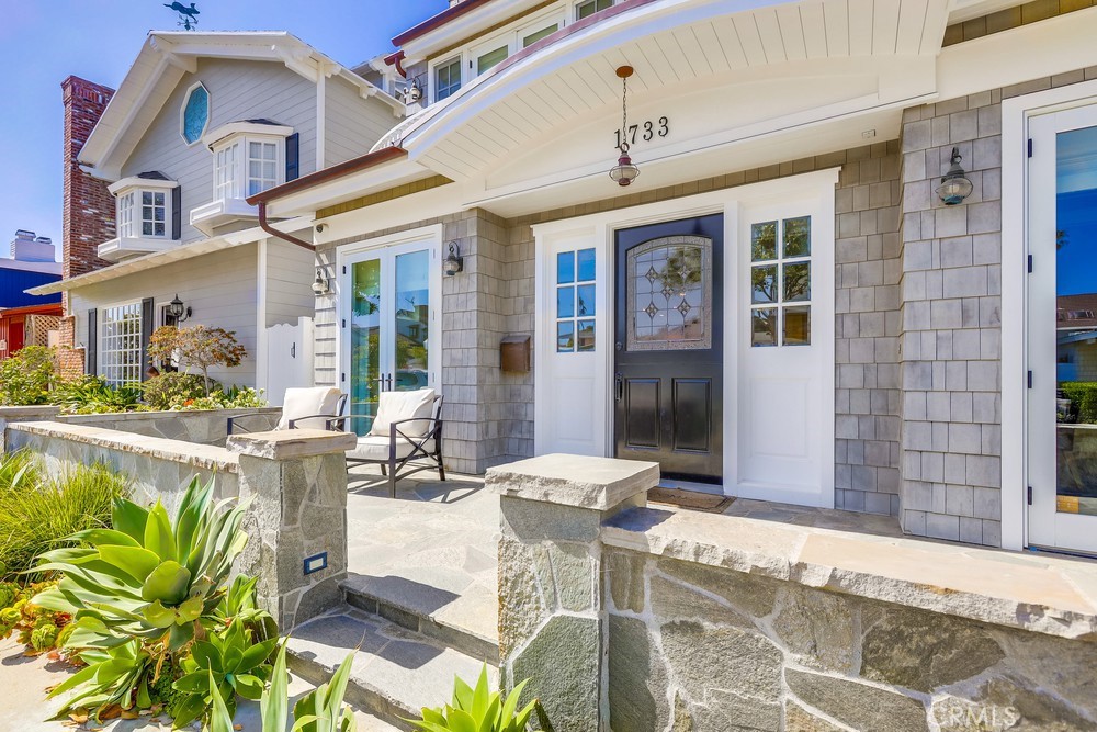 1733 Miramar Drive