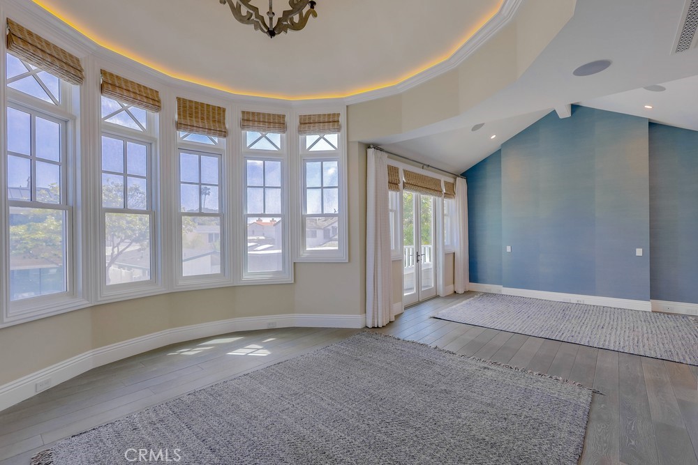 1733 Miramar Drive
