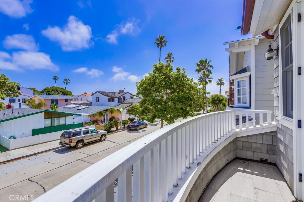 1733 Miramar Drive
