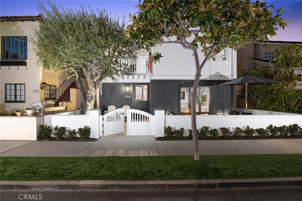 2146 Miramar Drive