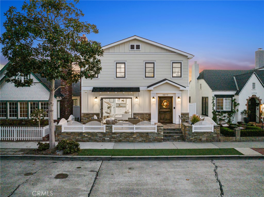 1577 Miramar Drive