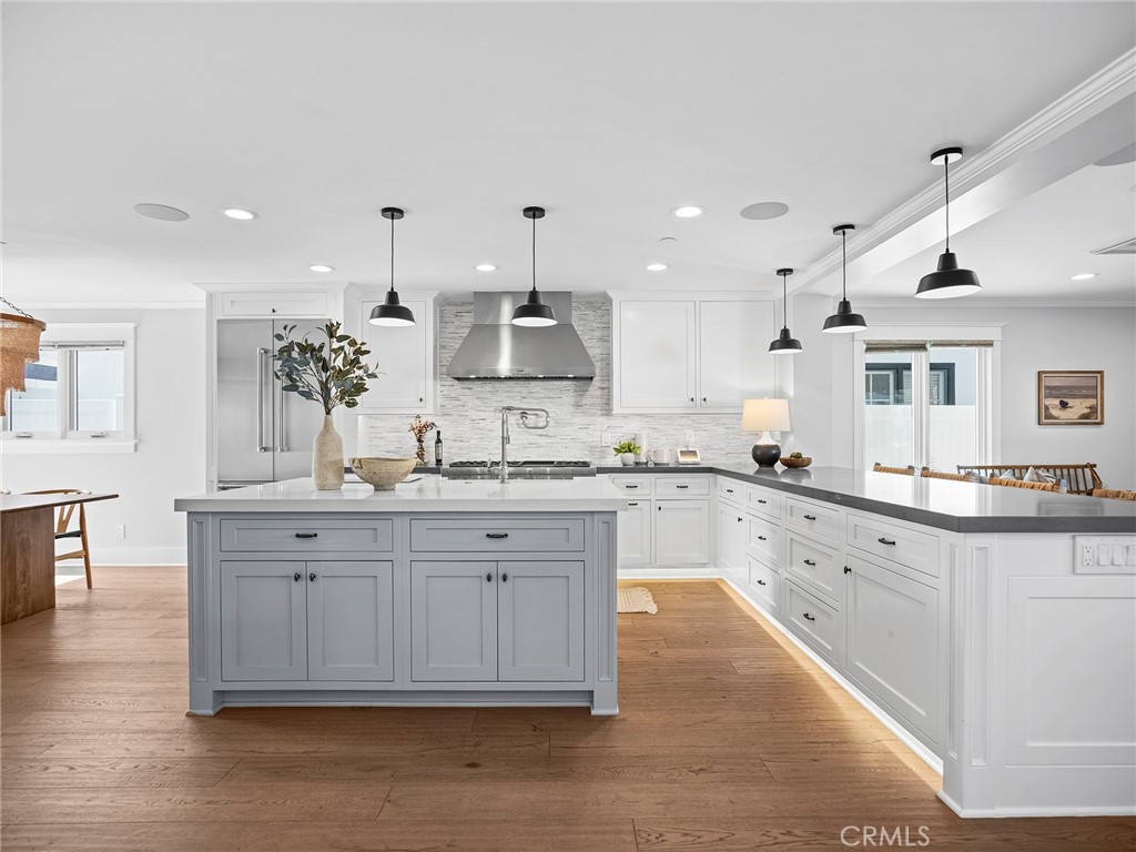 1577 Miramar Drive