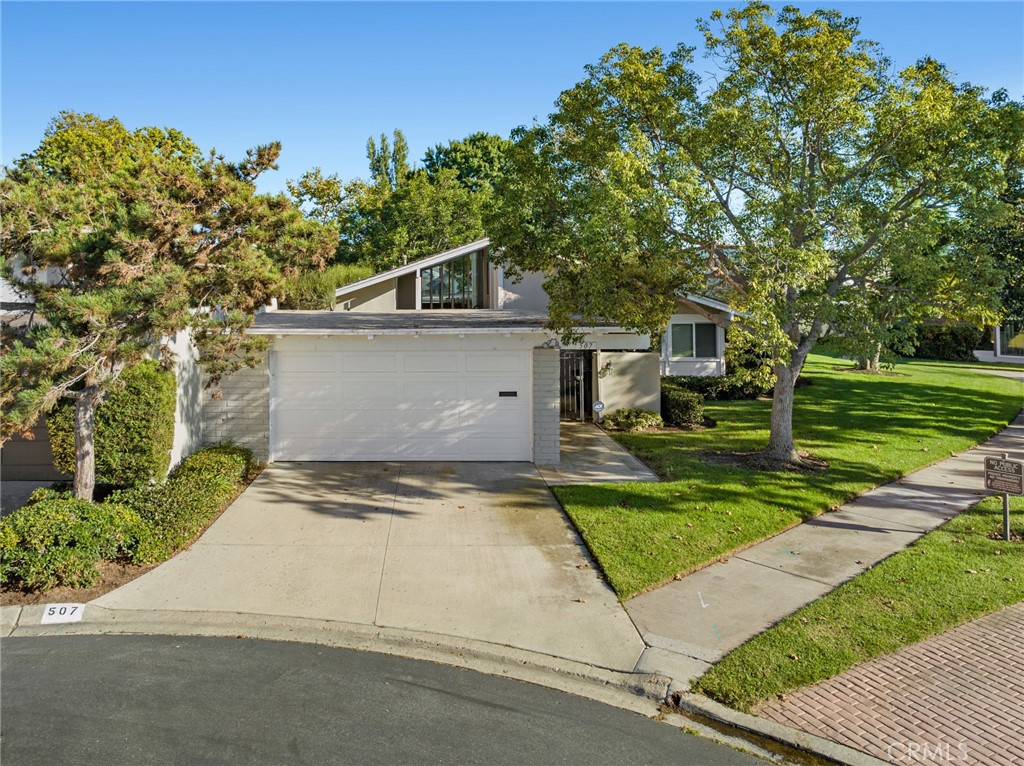 507 Avenida Lorenzo