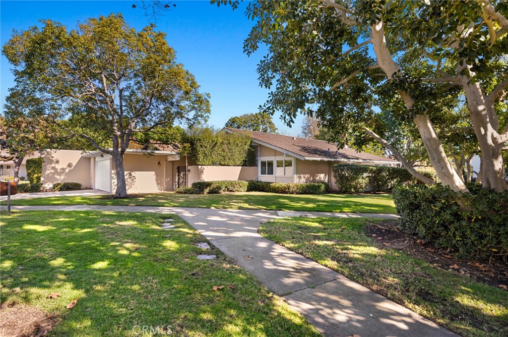 507 Avenida Lorenzo