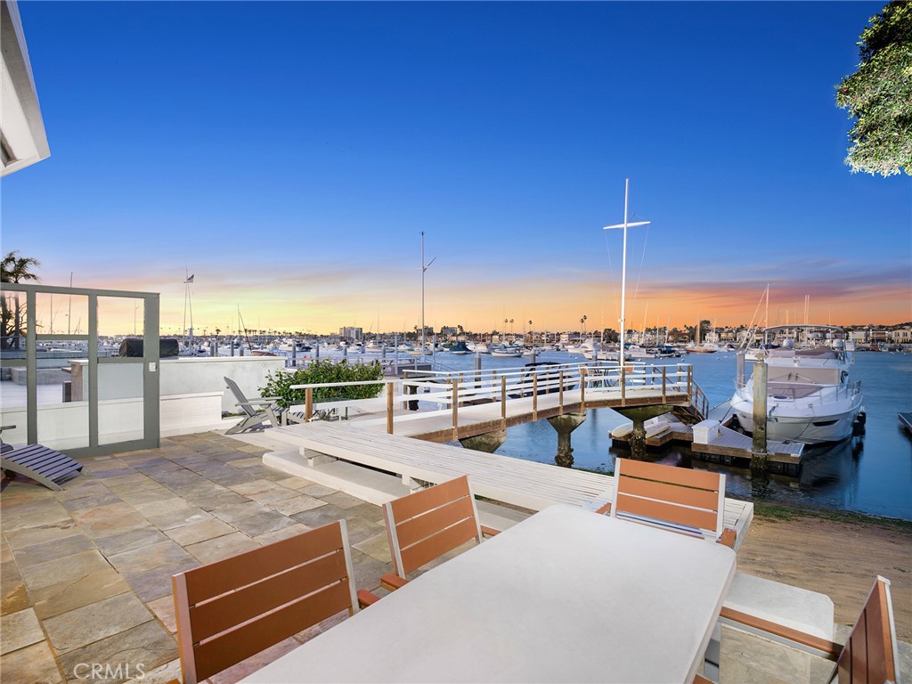 1344 W Bay Avenue