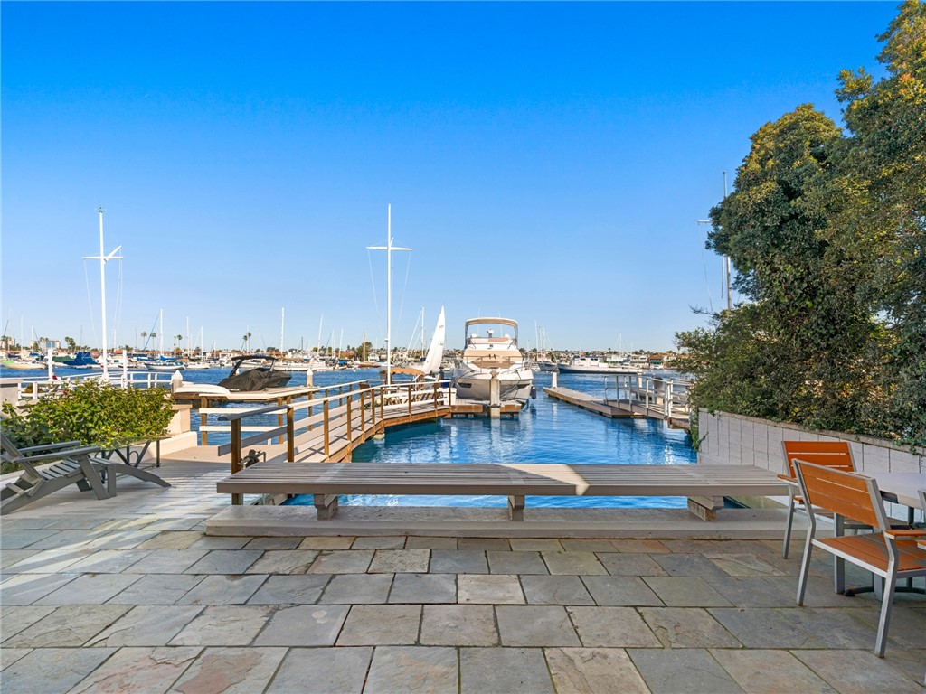 1344 W Bay Avenue