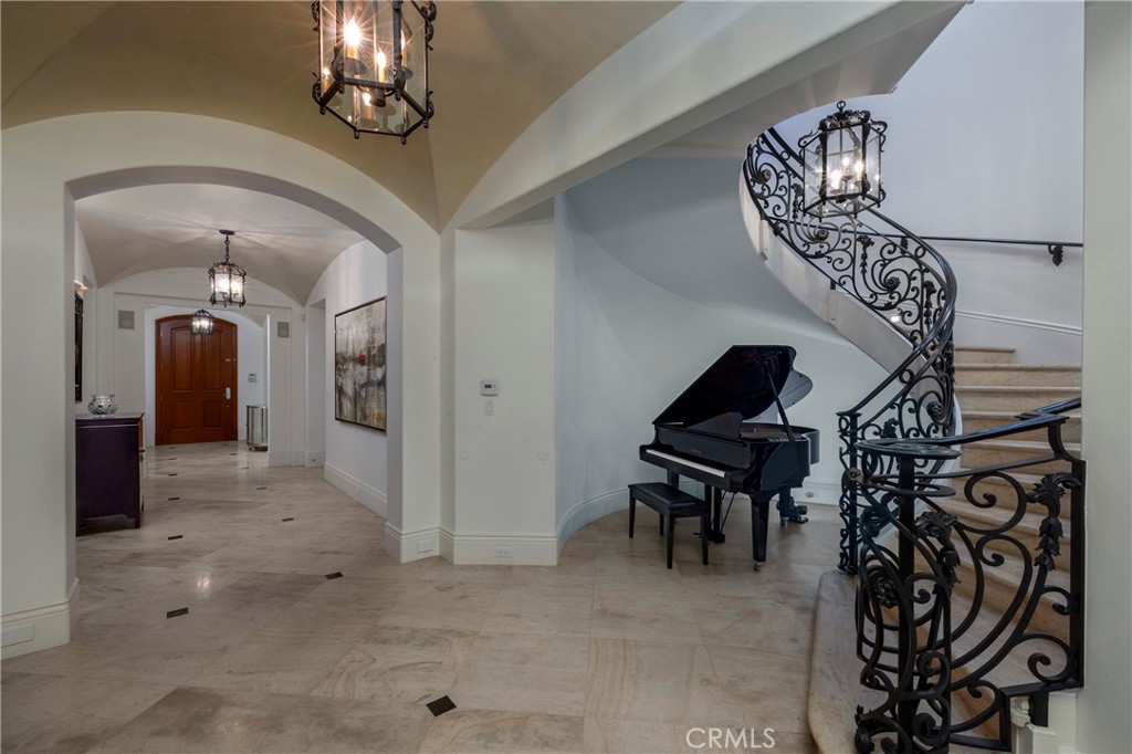 2258 Channel Road