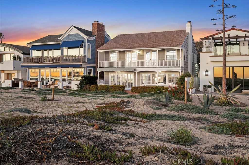 1516 E Ocean Front