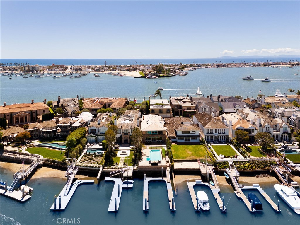 12 Harbor Island