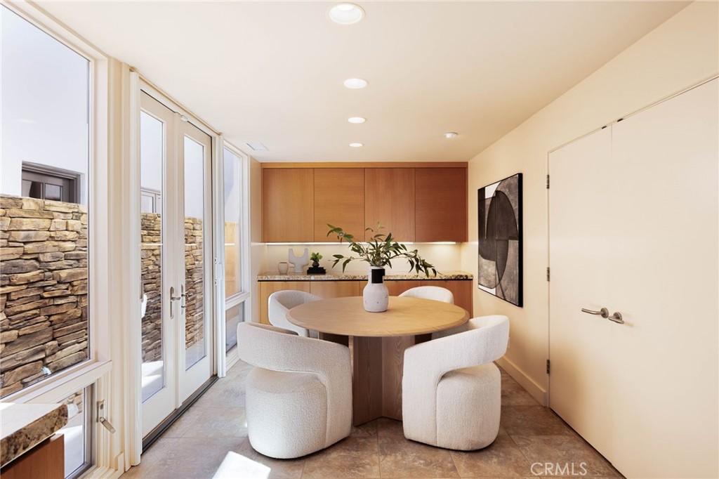 12 Harbor Island