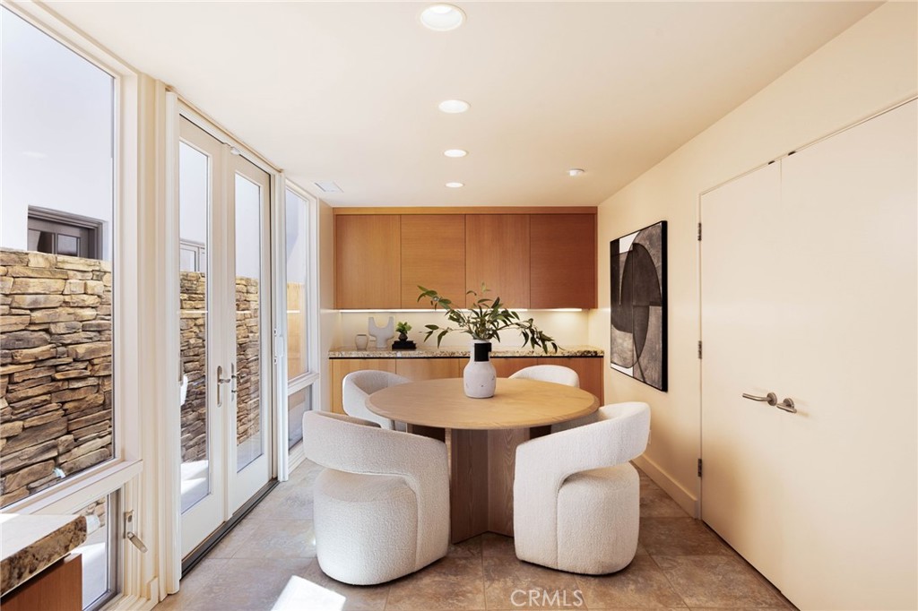 12 Harbor Island