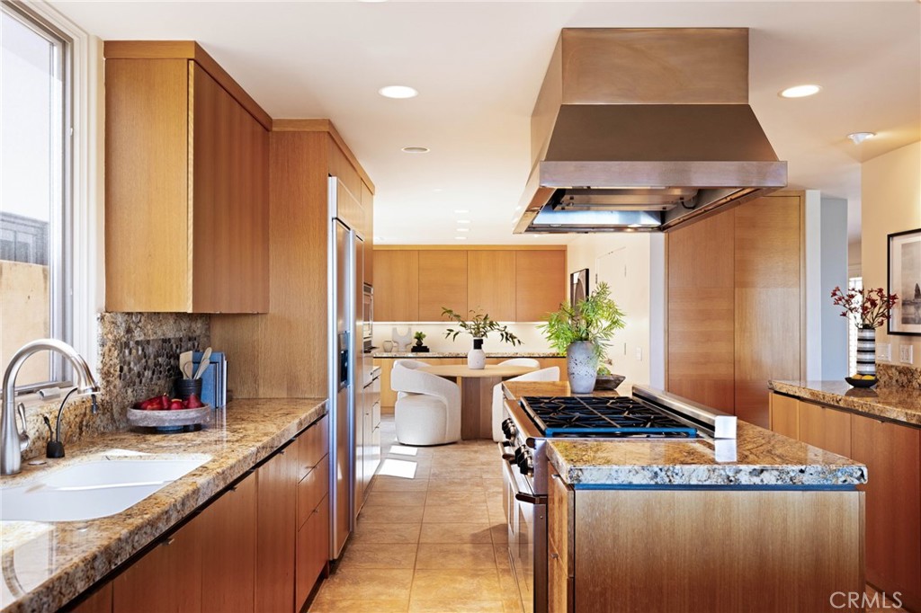 12 Harbor Island