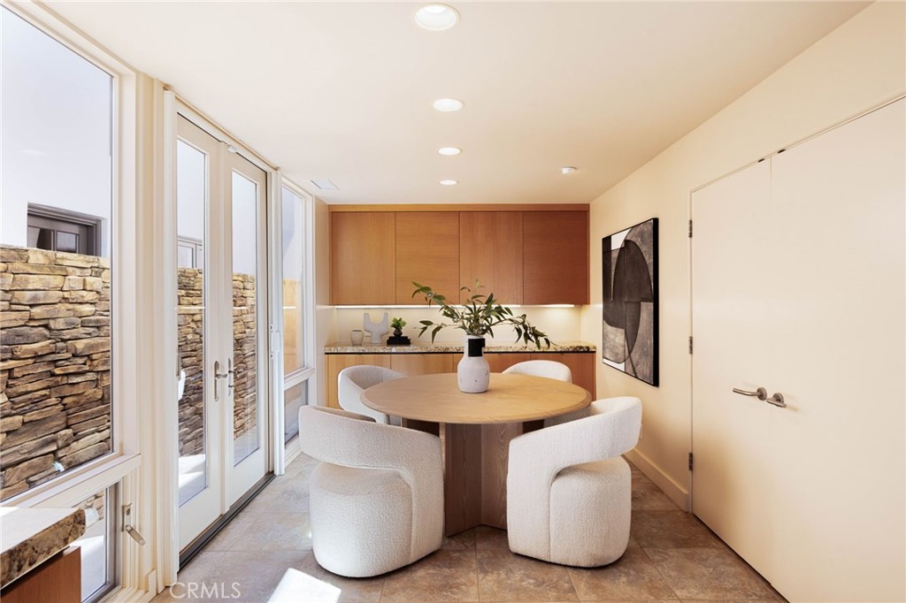 12 Harbor Island