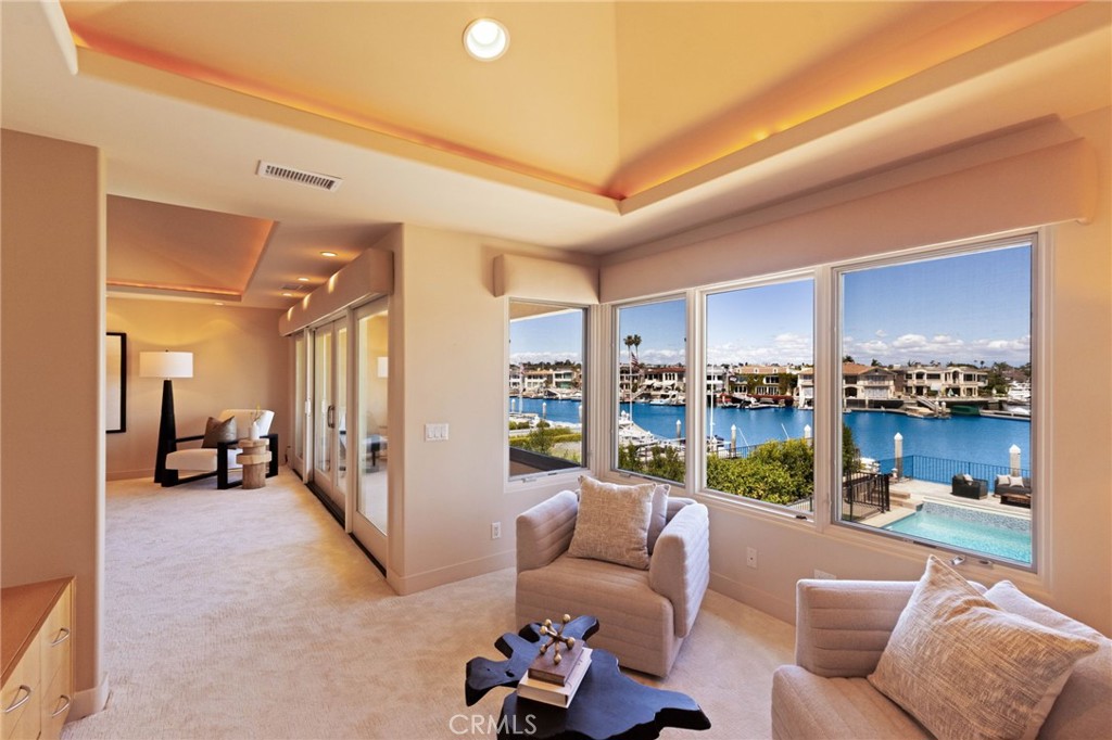 12 Harbor Island