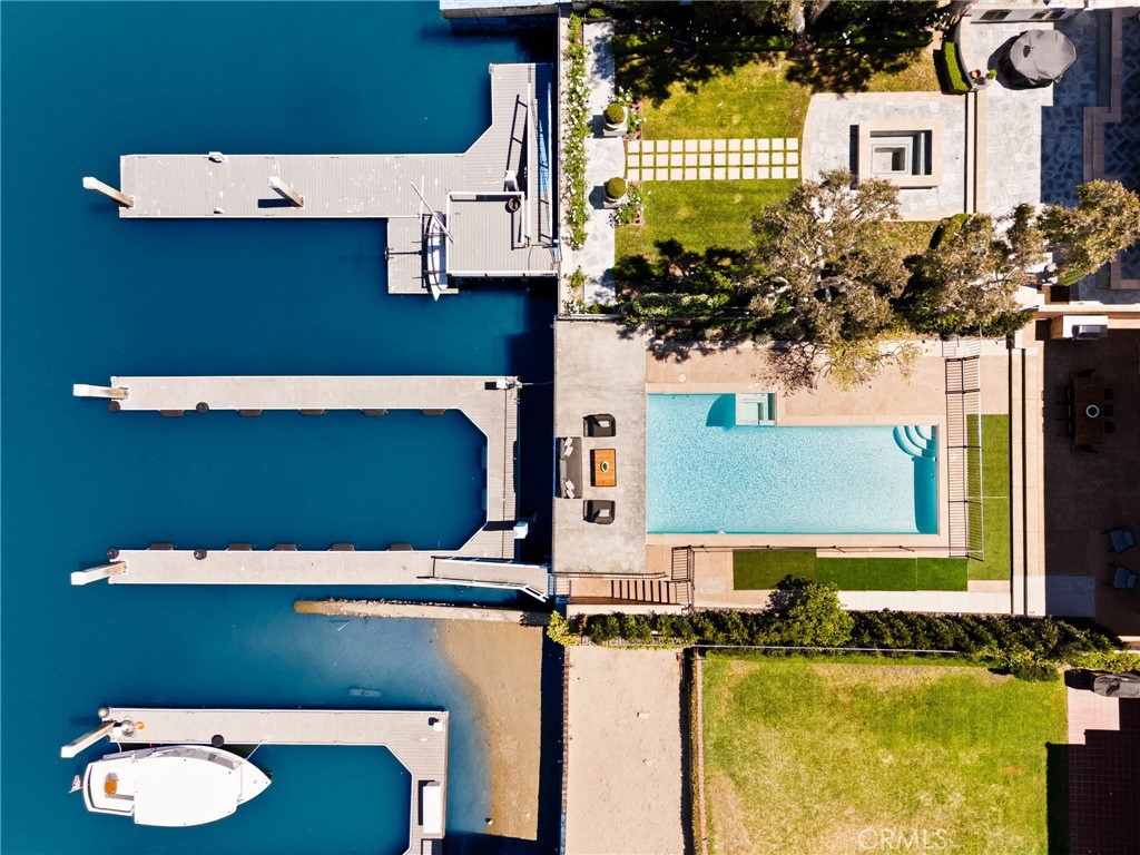12 Harbor Island
