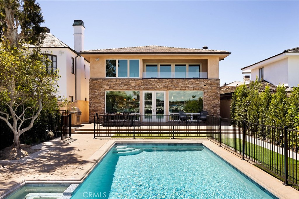 12 Harbor Island