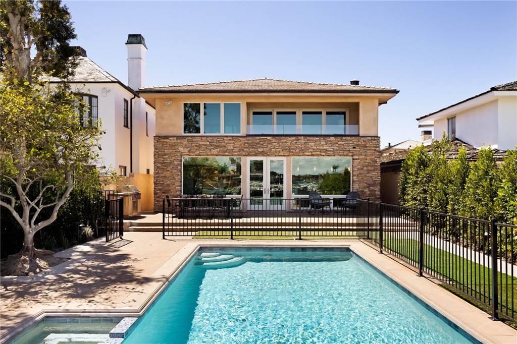 12 Harbor Island