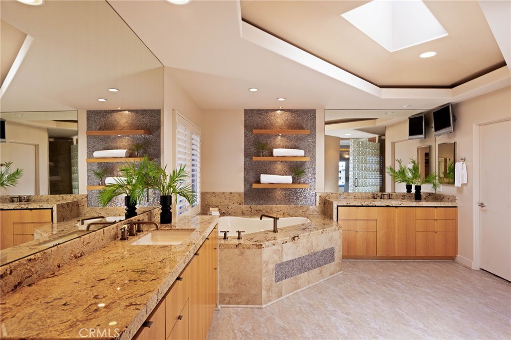 12 Harbor Island