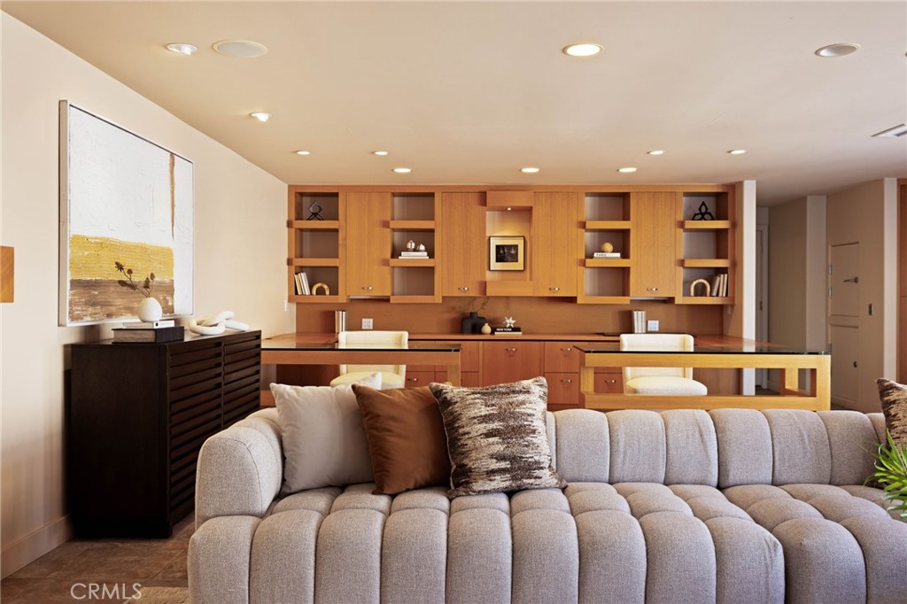 12 Harbor Island