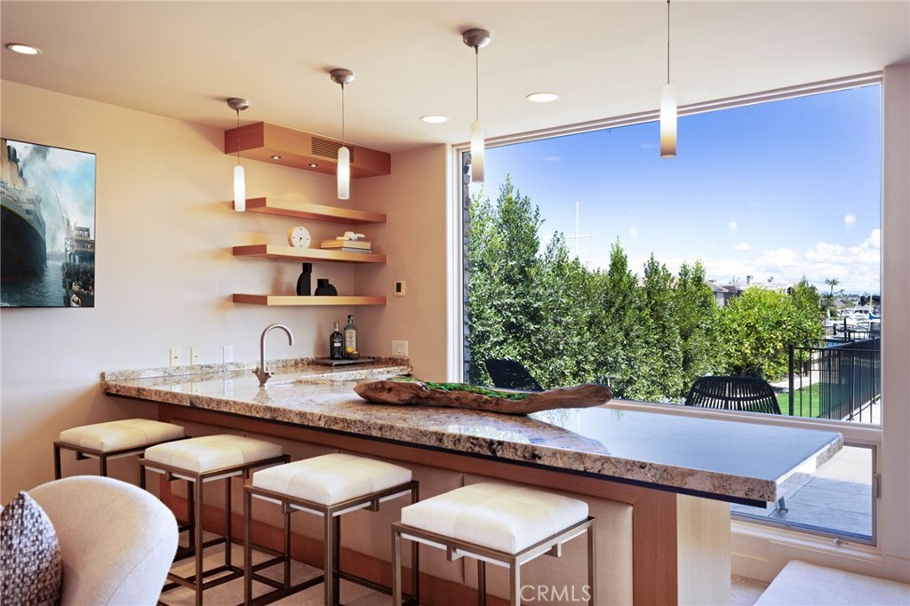 12 Harbor Island