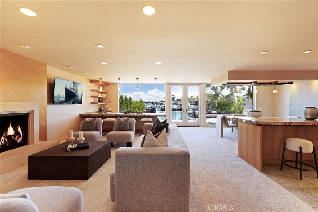 12 Harbor Island