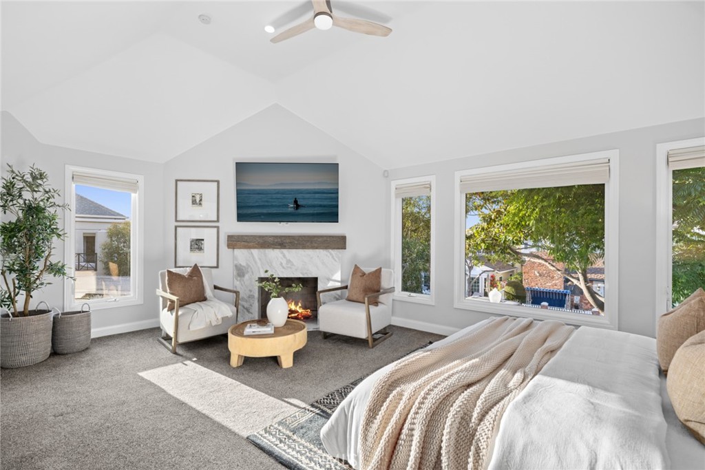2117 Miramar Drive
