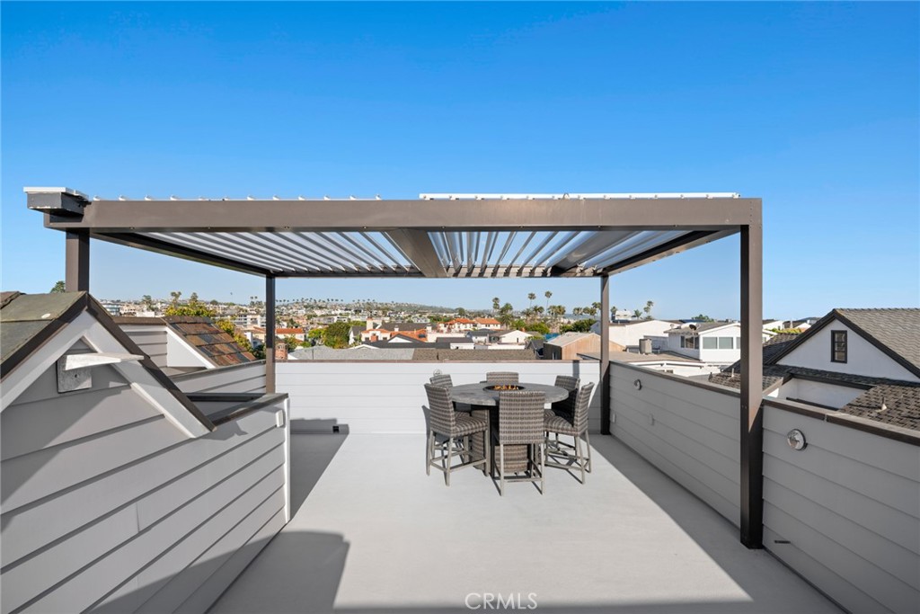 2117 Miramar Drive