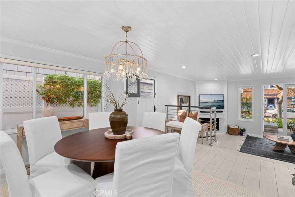2117 Miramar Drive