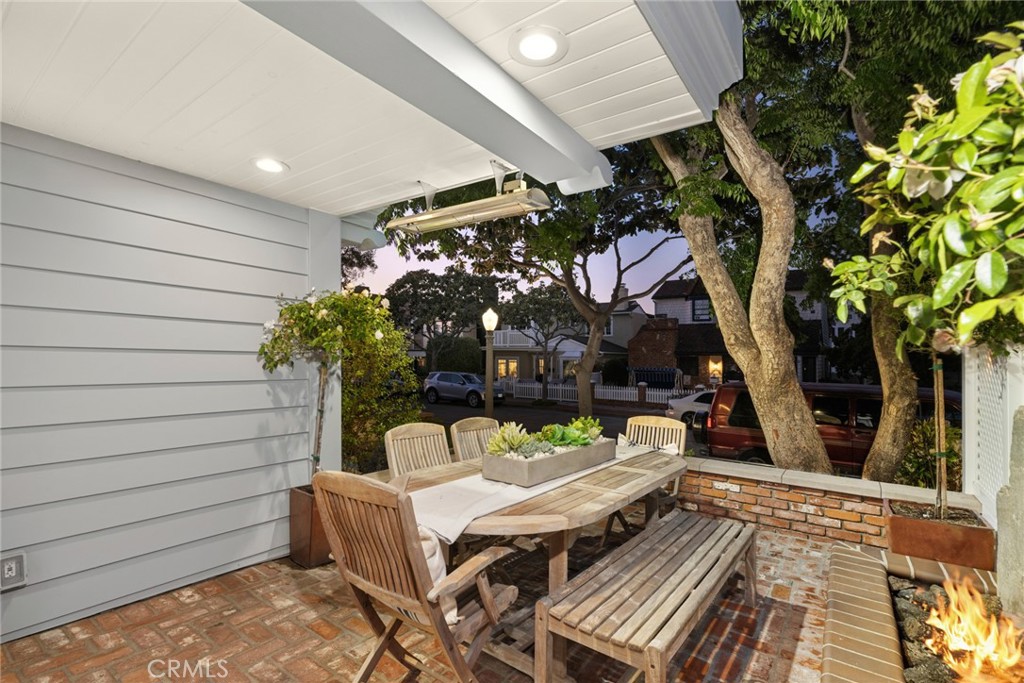 2117 Miramar Drive