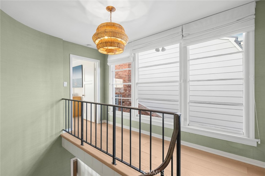1411 E Bay