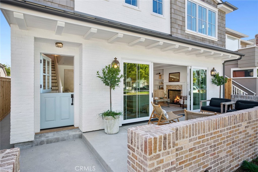 1517 Miramar Drive
