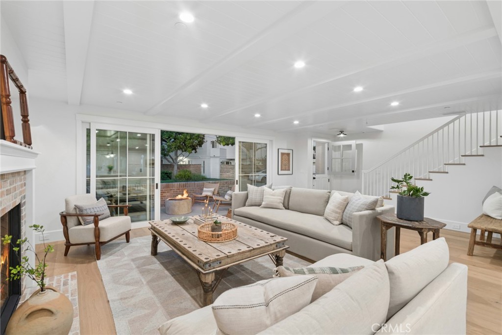1517 Miramar Drive
