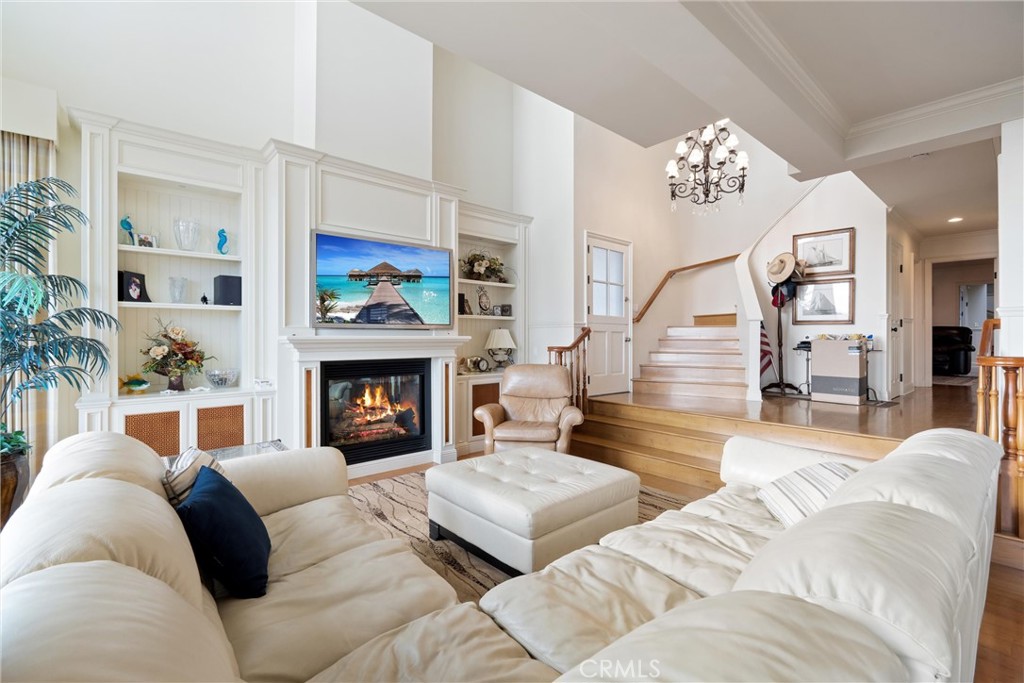 1008 W Oceanfront
