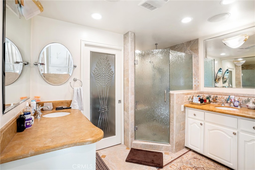 1008 W Oceanfront