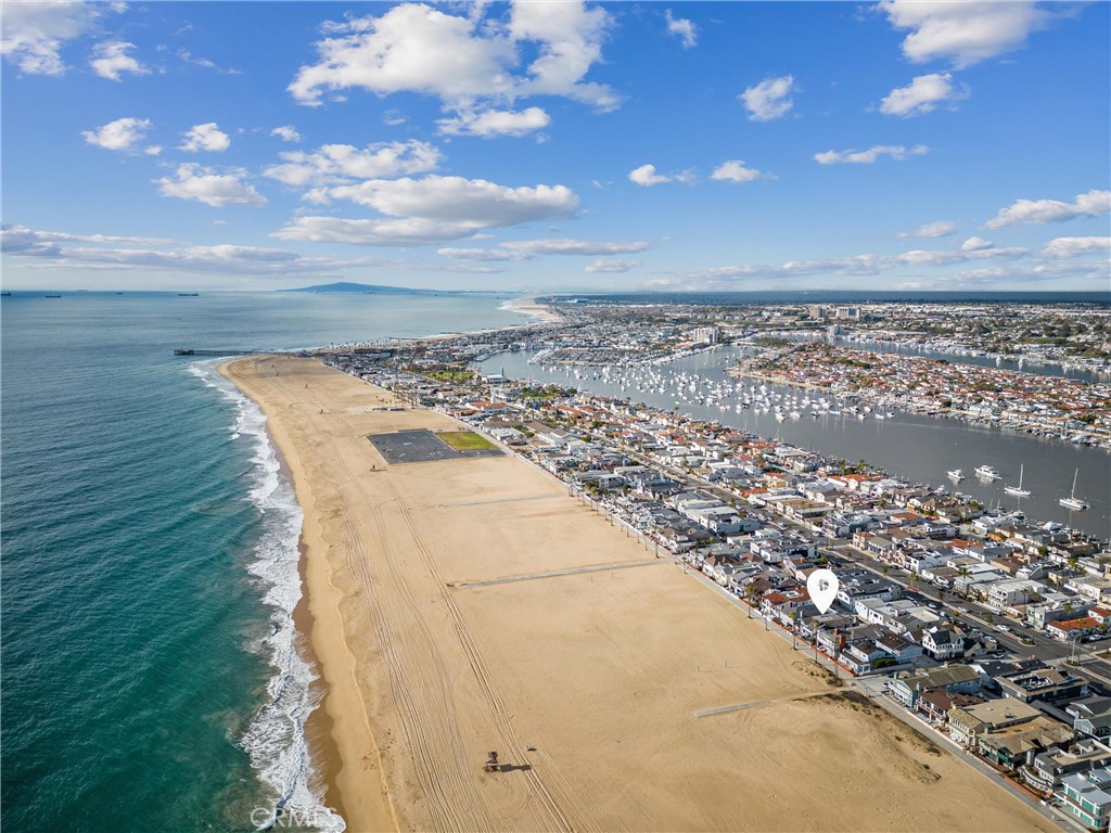 1008 W Oceanfront
