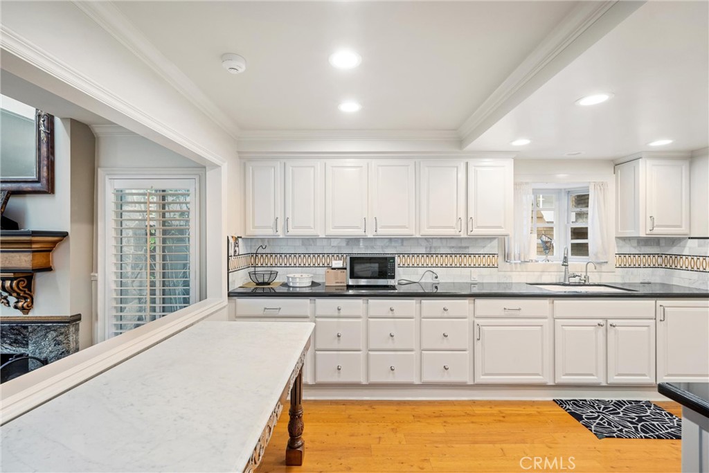 1008 W Oceanfront