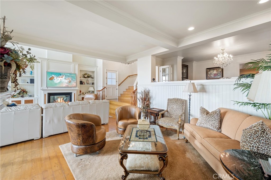 1008 W Oceanfront