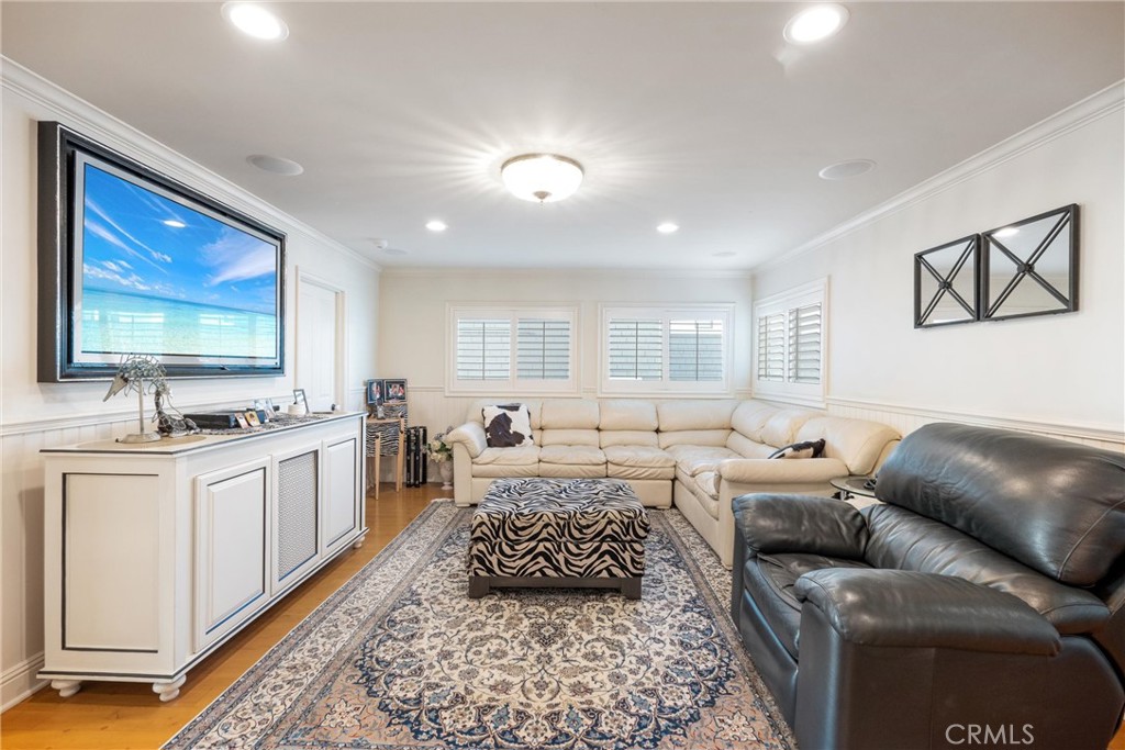 1008 W Oceanfront