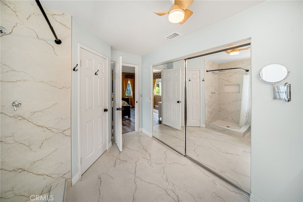 18 Radiance Lane