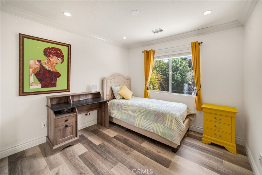 18 Radiance Lane