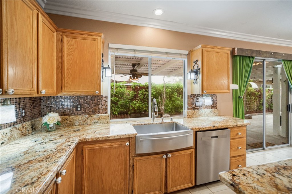 18 Radiance Lane