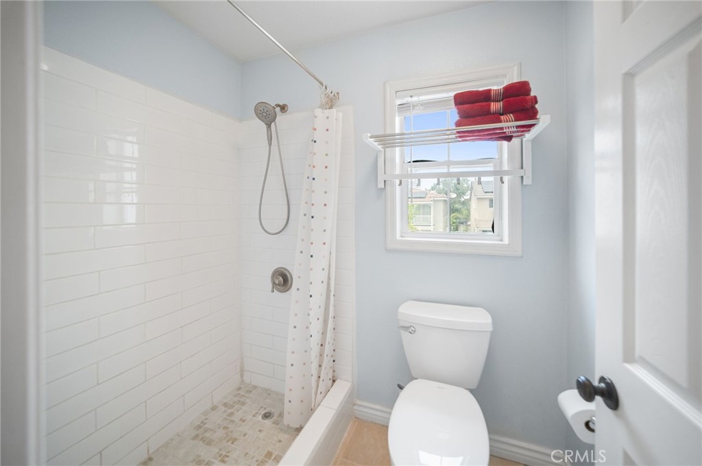 18 Radiance Lane