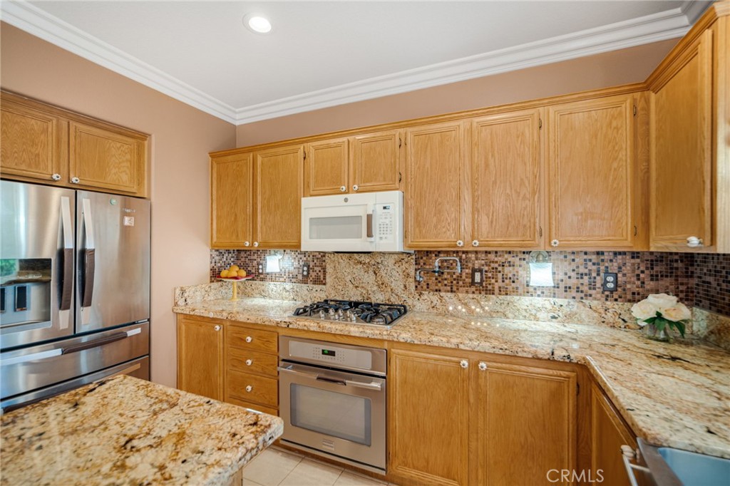 18 Radiance Lane