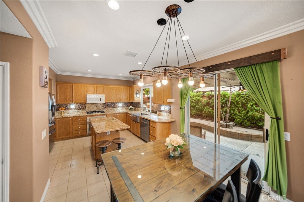 18 Radiance Lane
