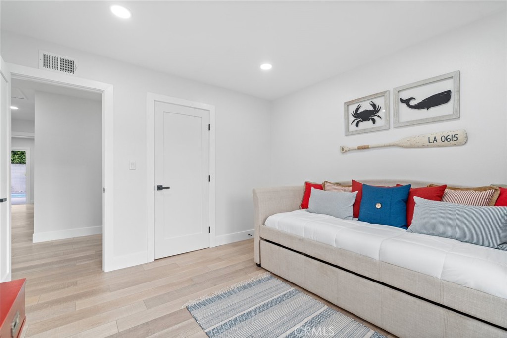 13692 Rosalind Drive