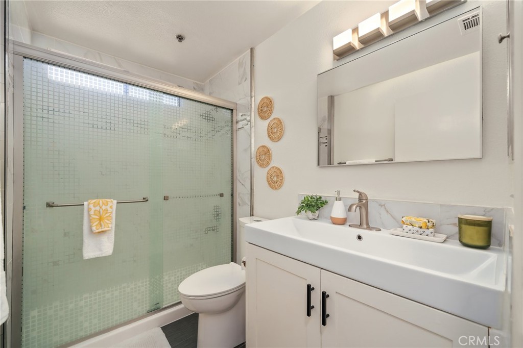 6636 Orange Avenue Unit: 101