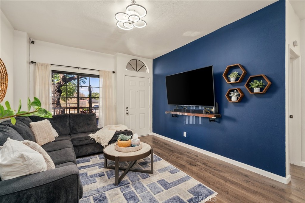 6636 Orange Avenue Unit: 101